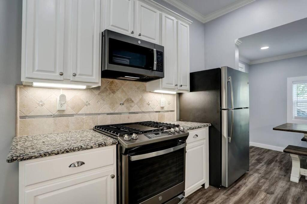 Renovated Beach Bungalow! Galveston Extérieur photo